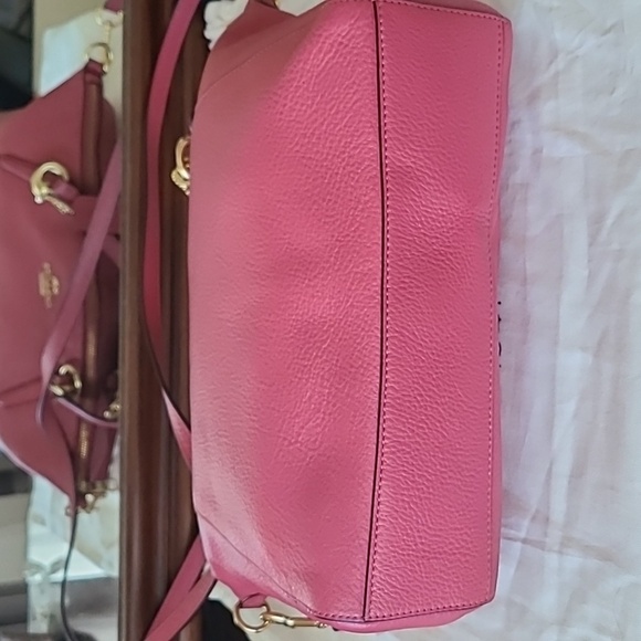 Coach Rose Leather Shoulder Bag with Gold Accents - Picture 5 of 11